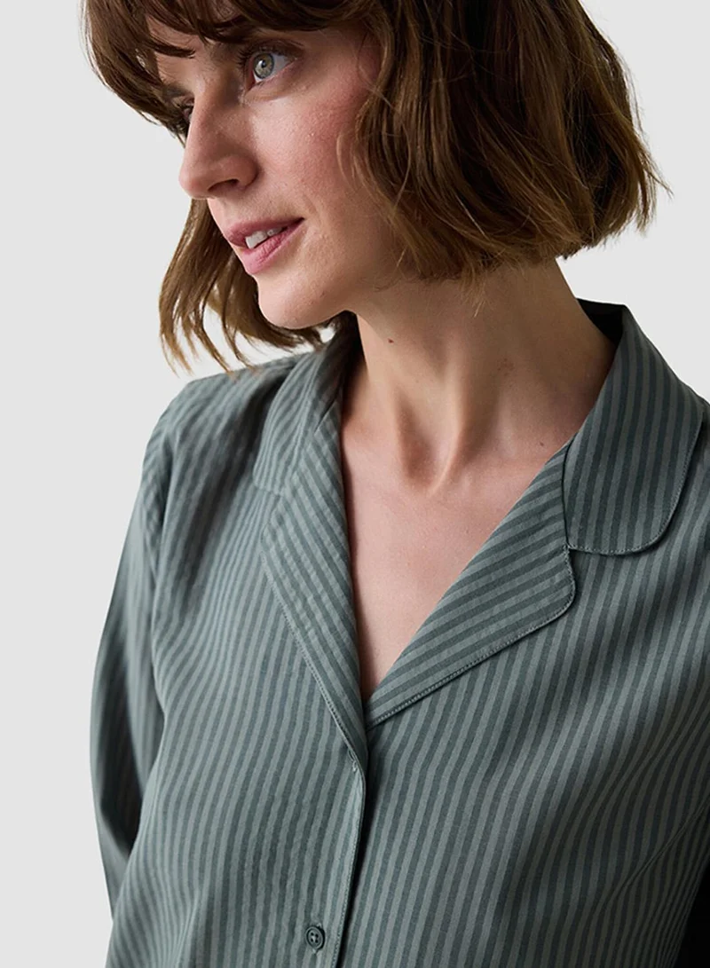 بنتي طقم بيجامة بأكمام طويلة وياقة مخططة